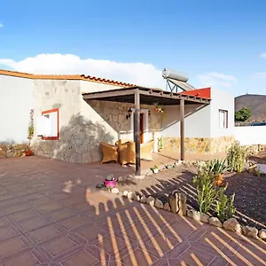 https://casa-chiripa.in-canary-islands.com